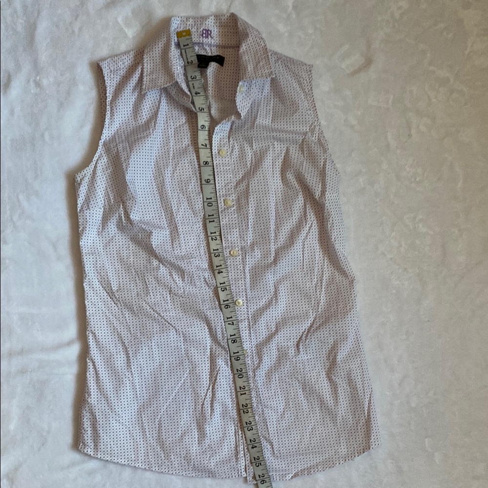 BANANA REPUBLIC Sleeveless White Button-Up Women's Top - Picture 4 of 7